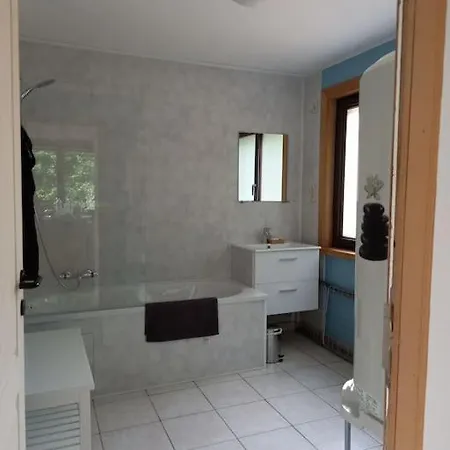 - L'endoxyle シャレー Froid-Chapelle