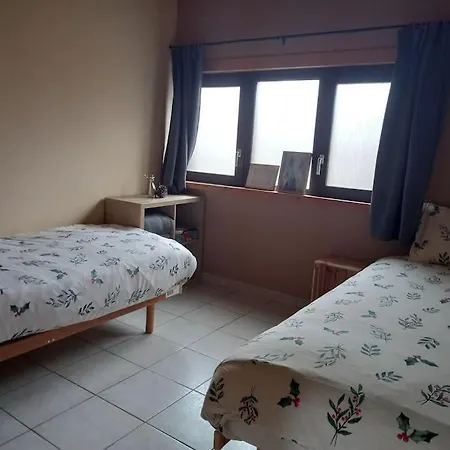 בקתה - L'endoxyle Froid-Chapelle