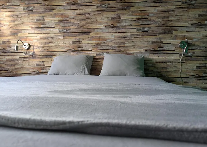 - L'endoxyle * Froid-Chapelle