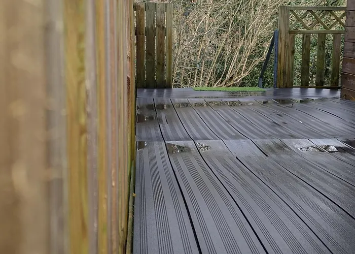 - L'endoxyle Domek alpejski Froid-Chapelle